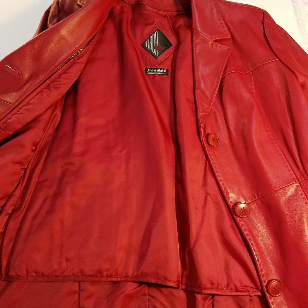 NEW: Tibor Ladies Red Leather Coat - Picture 5 of 7